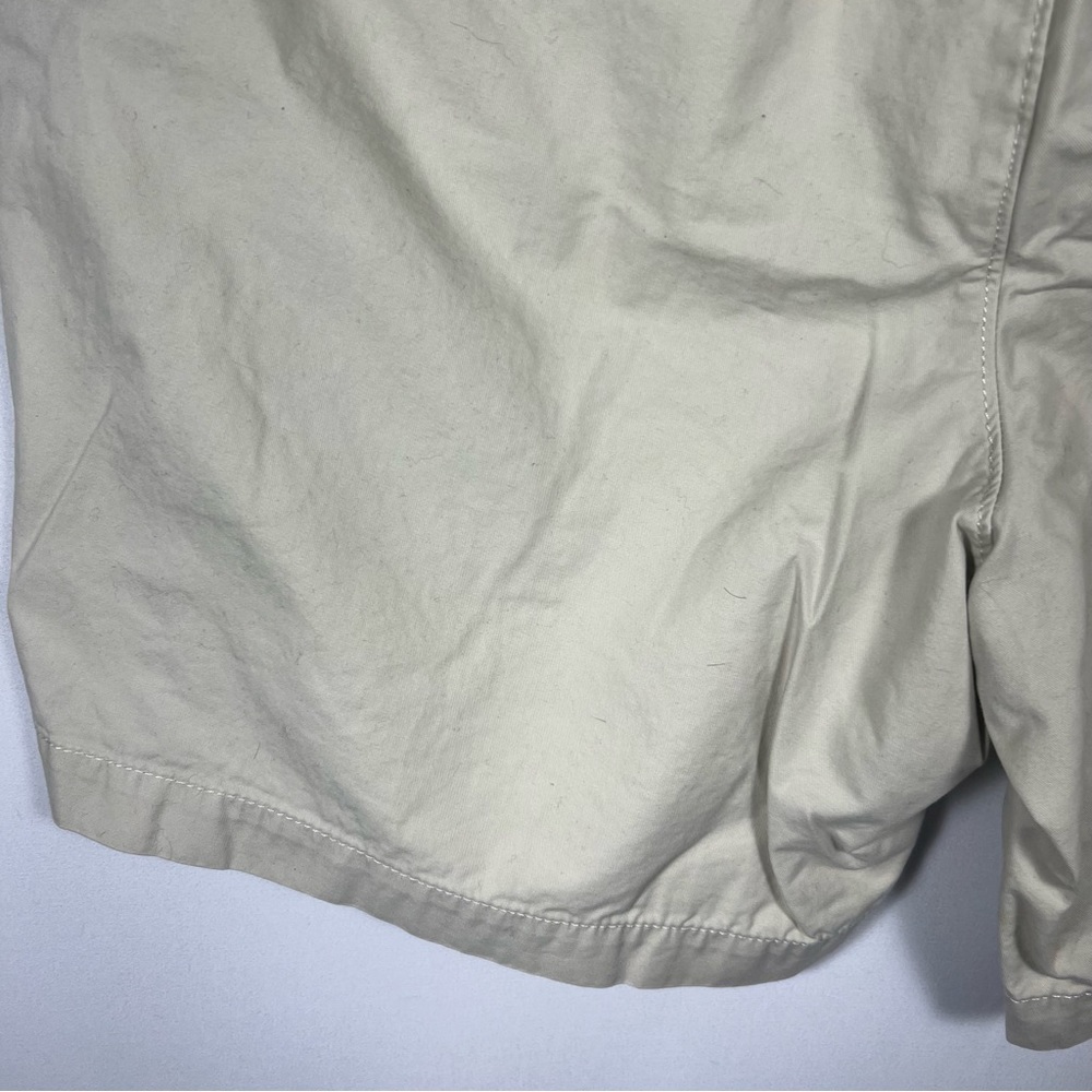 GAP Khaki Shorts Size 35 - Picture 4 of 11